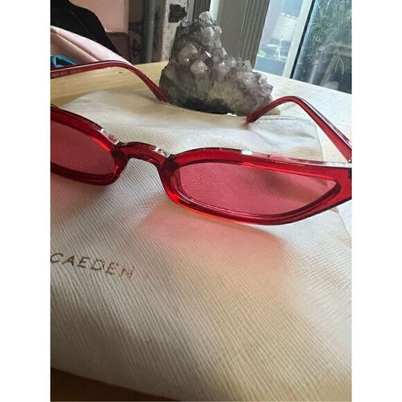 Sold - Picture 3 of 5